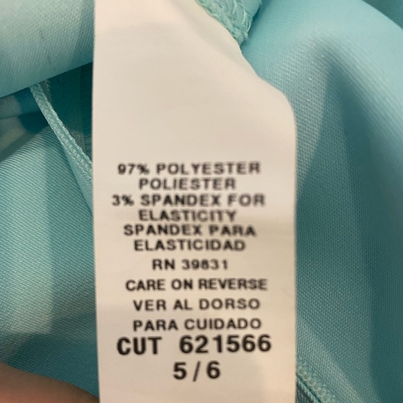 Sky Blue Square-neck, Sleeveless Shell Dress - Picture 7 of 8